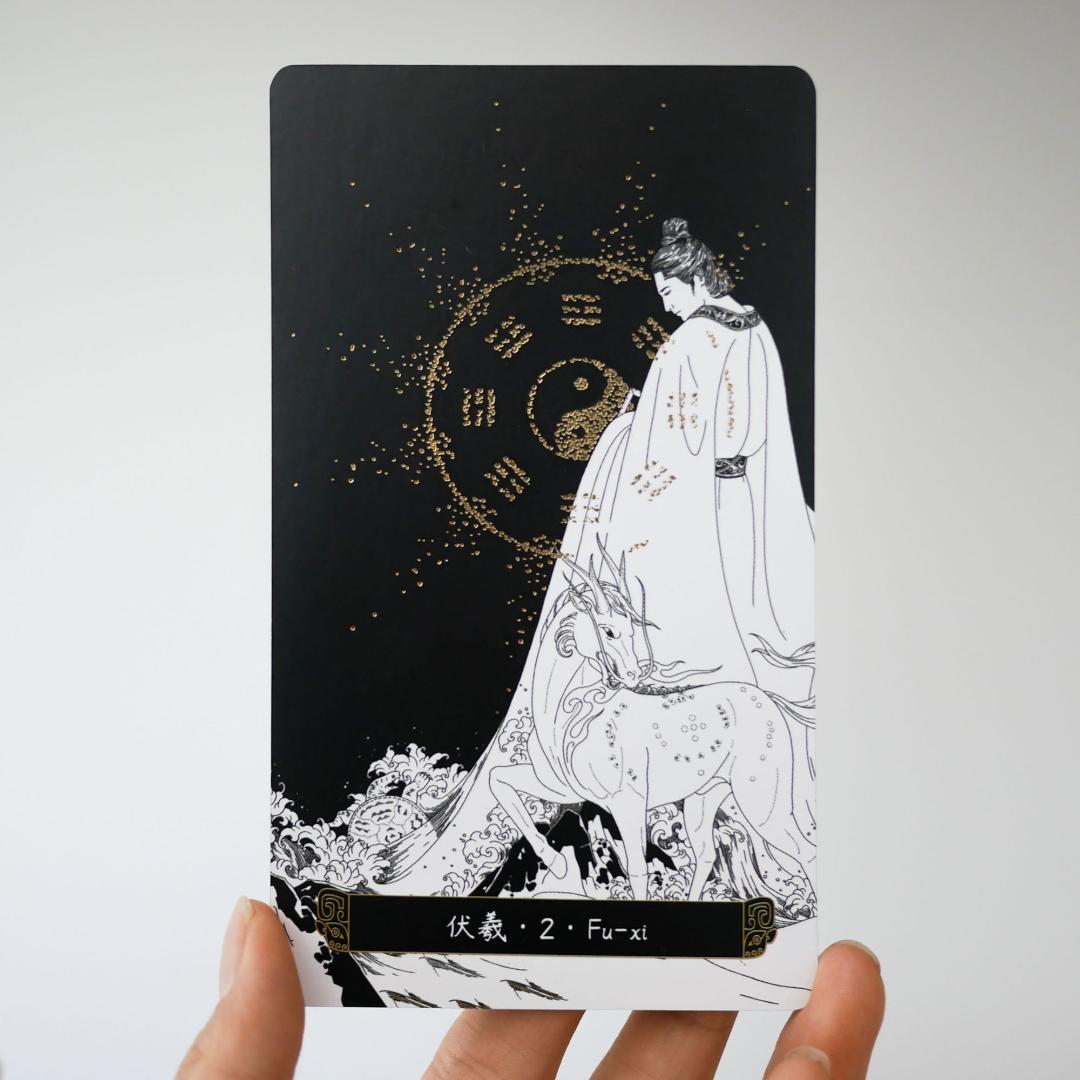 【正規品オラクルカード】墨絵×金箔の静かな美しさ✨幽玄な天空と古代神話のオラクル