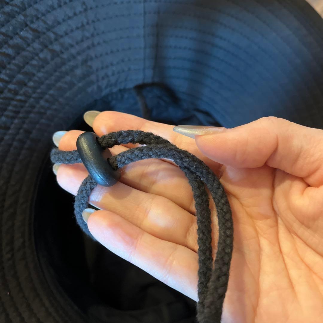 DIESEL 黒のバケットハット刺繍ロゴ付き