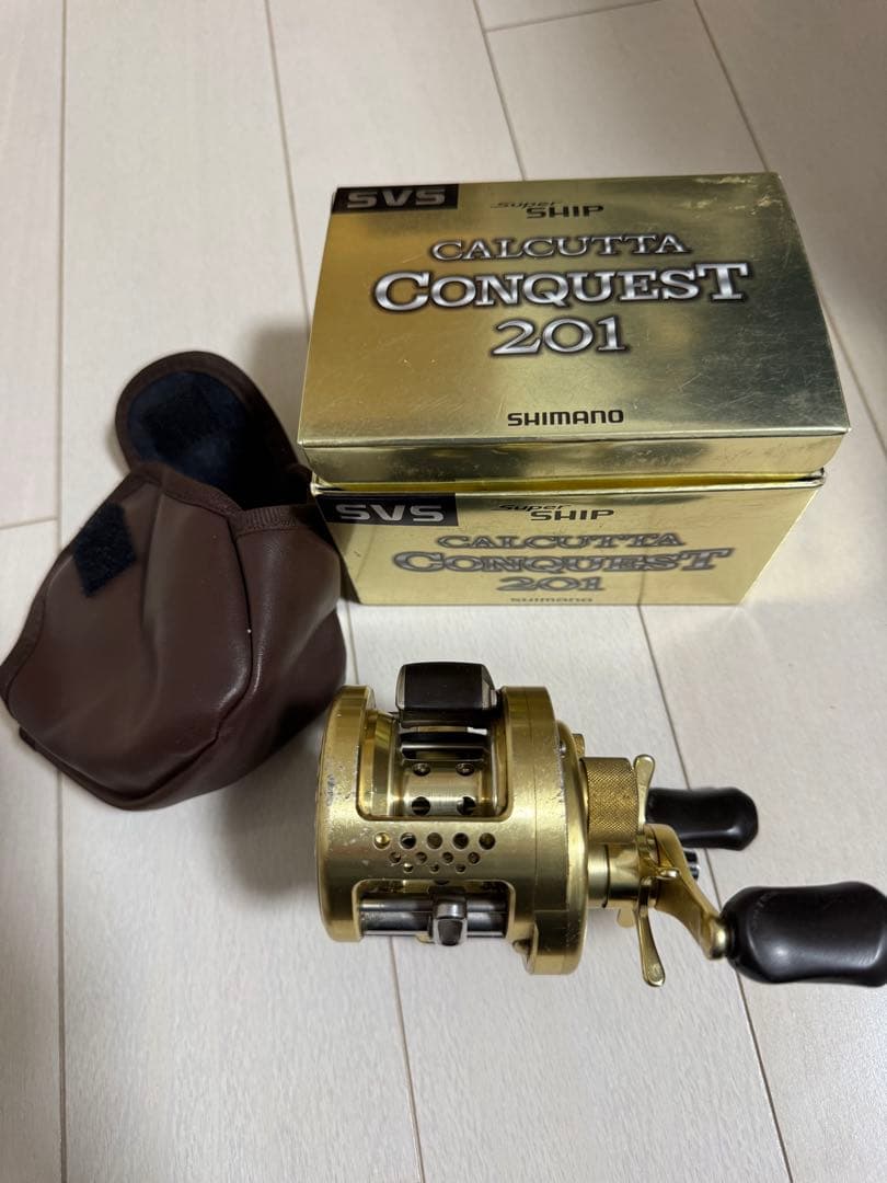 リール SHIMANO CALCUTTA CONQUEST 201