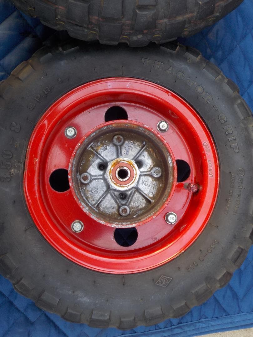 【モンキー・ゴリラ】純正タイヤ・ホイール　中古２本セット　赤