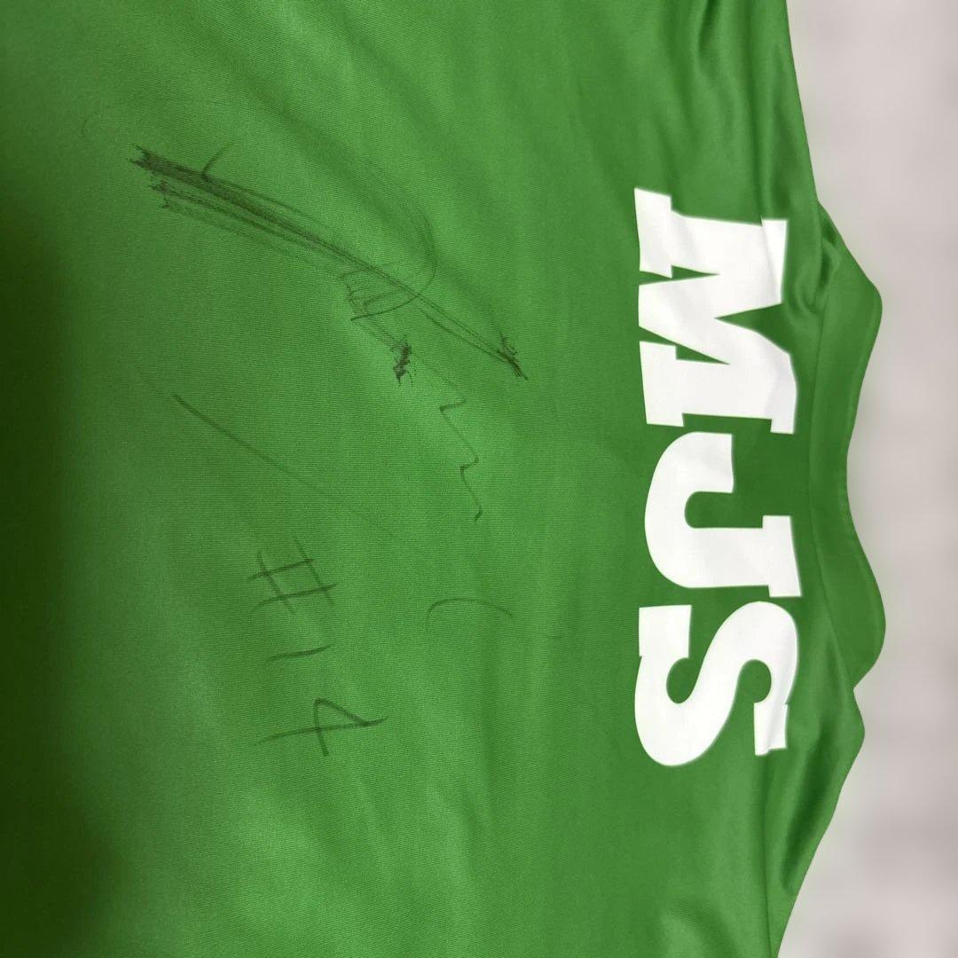 長谷川唯・田中美南のベレーザ時代のサイン入りユニフォーム 激レア 値段交渉受付中