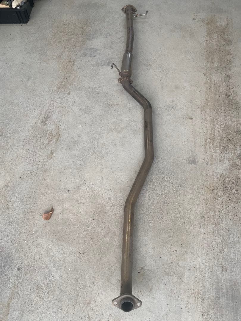 10 アルファード　30エスティマ　中間パイプ