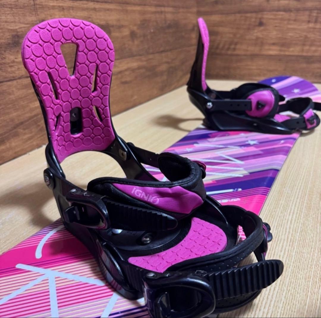 初心者オススメ　IGNIOレディース　スノーボード　3点　メンテ済み　かわいい