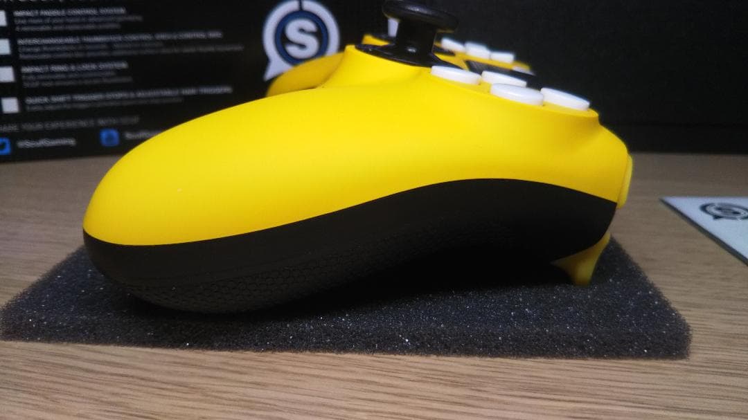 SCUF IMPACT スカフ インパクト 最新グリップ搭載