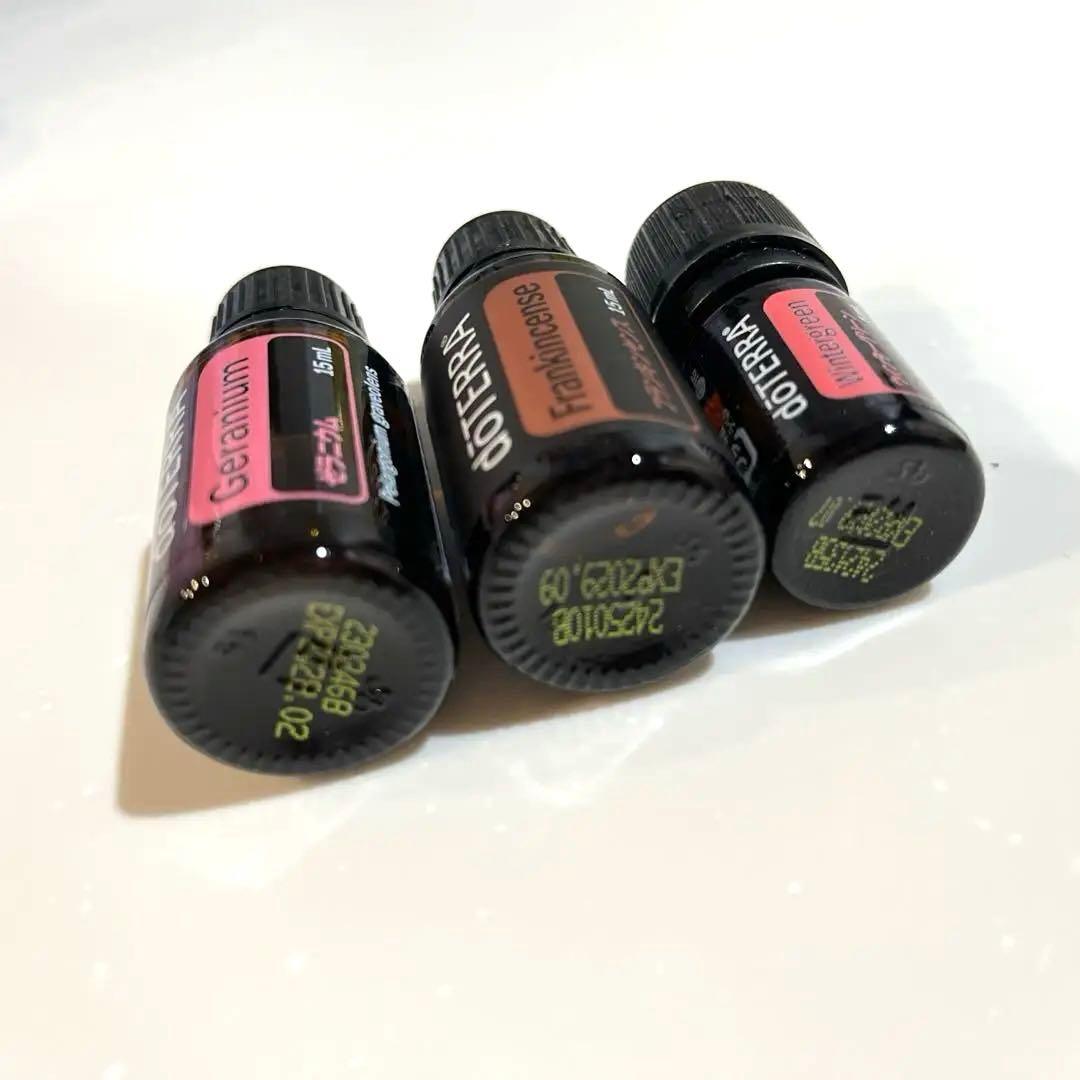 新品 ドテラ doTERRA フランキンセンス ゼラニウム ウィンターグリーン