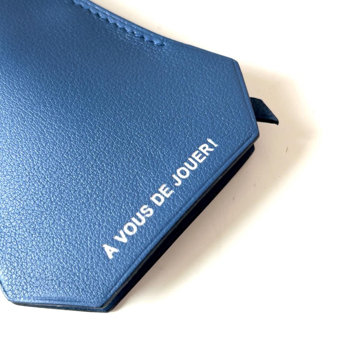 HERMÈS ナルシスト クロシェット ミラー レザー チャーム