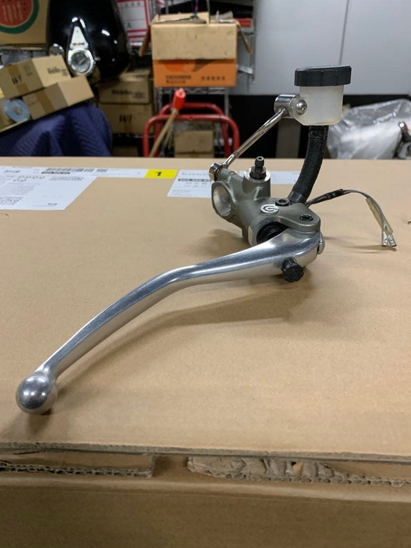 ブレンボ　ブレーキマスター