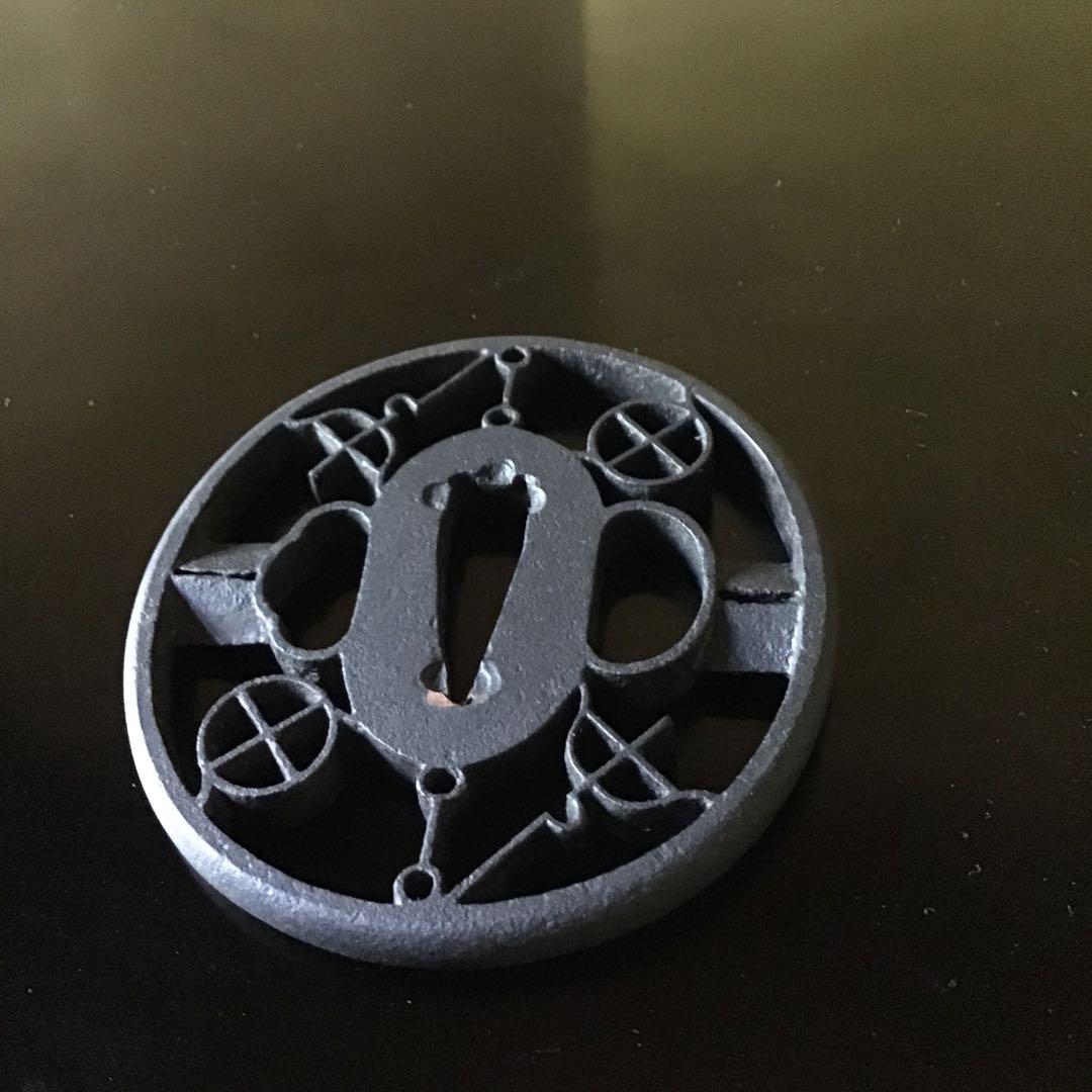 鐵地透　鍔　「馬銜」ハミ轡　赤坂透鍔　江戸時代　　　　　　　　書鍔箱