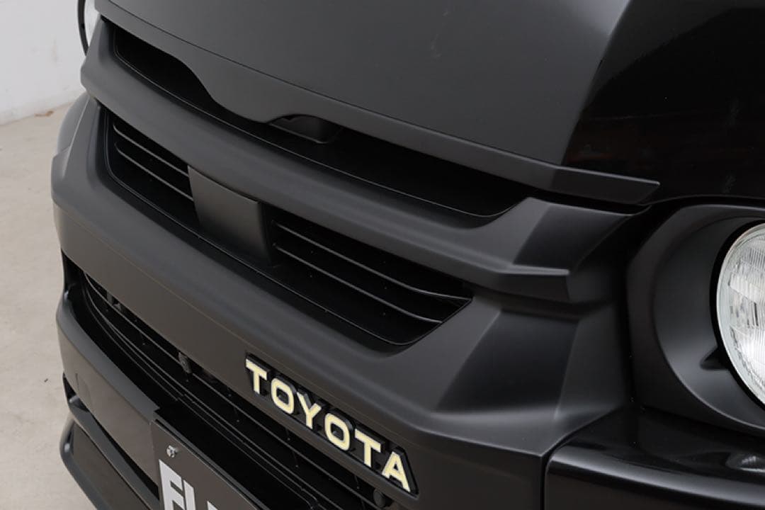 ハイエース 200系　FLEX Re Classic グリルガーニッシュ　ワイド