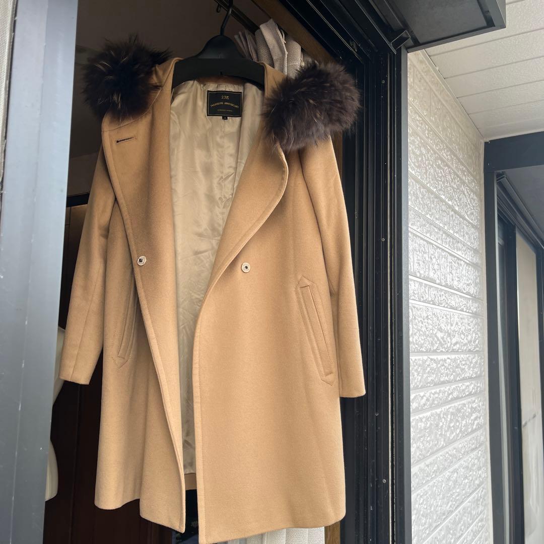 【美品】23区20周年記念ベージュフード付きコート (ロロピアーナ)