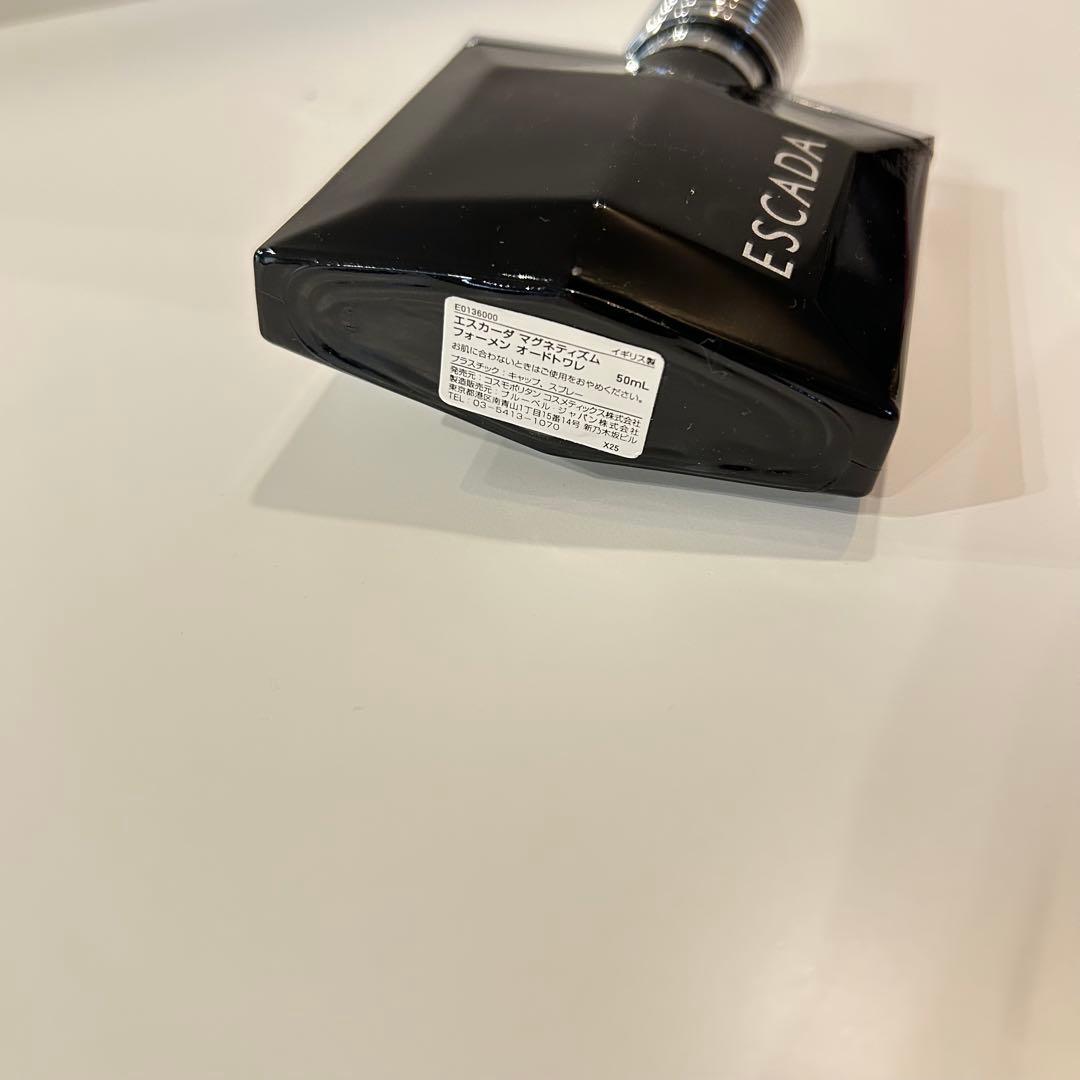 ESCADA エスカーダ　マグネティズム　フォーメン　オードトワレ　50ml香水