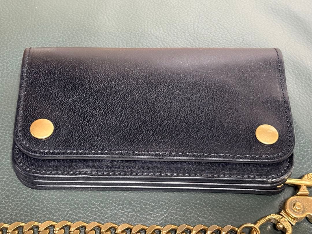 ブラックレザー トラッカーズウォレット　真鍮チェーン付き