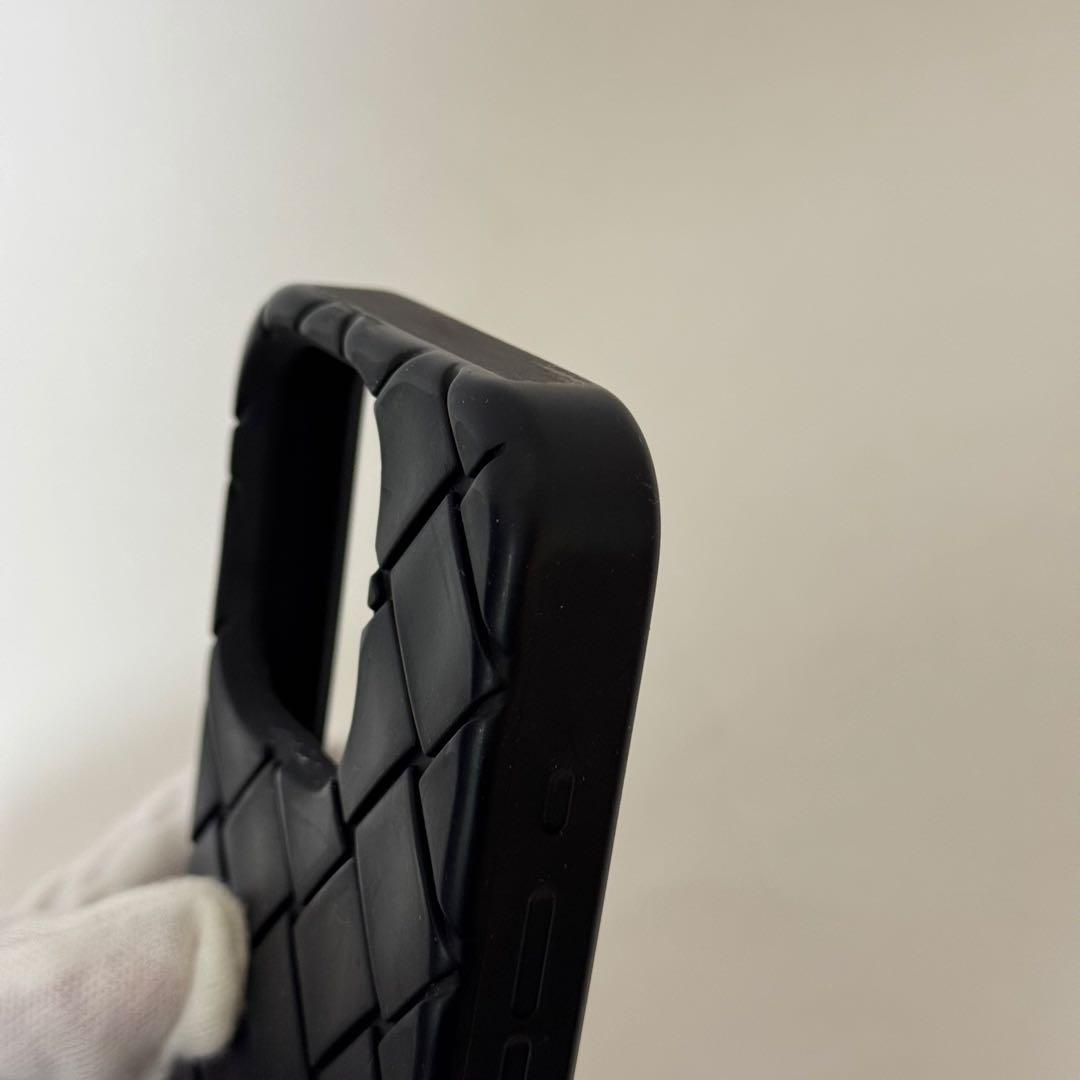 ✨正規品＆美品‼️✨ボッテガヴェネタ イントレチャート iPhone15Pro