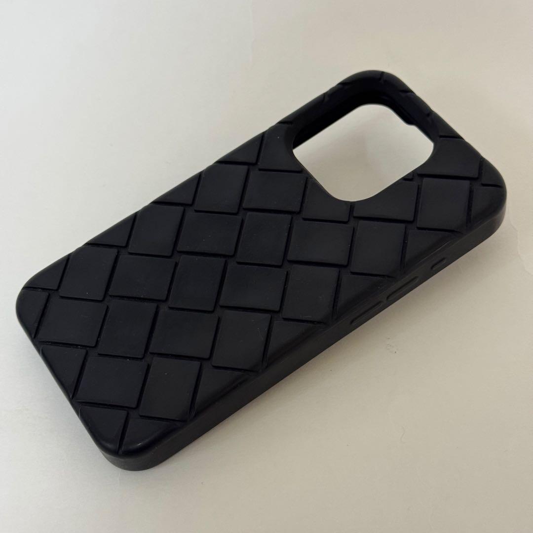 ✨正規品＆美品‼️✨ボッテガヴェネタ イントレチャート iPhone15Pro