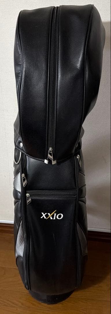 XXIO ゼクシオ キャディバッグ　ブラック　黒