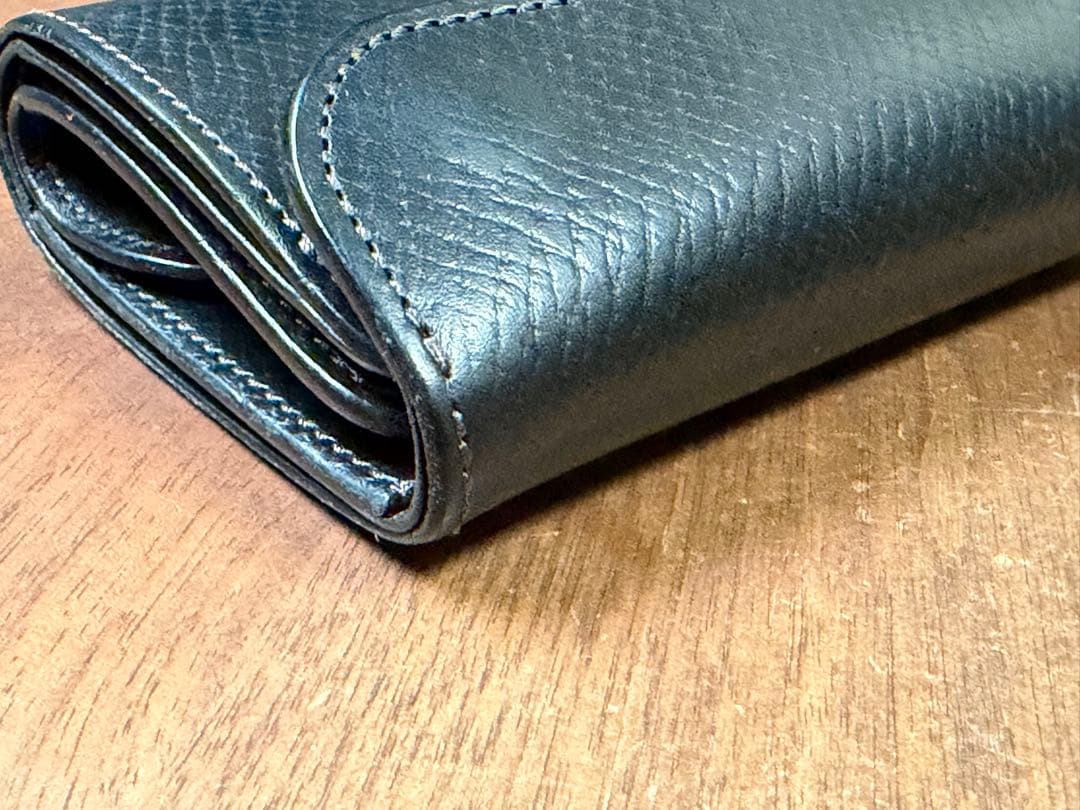 WILDSWANS(ワイルドスワンズ)中型三つ折り財布・BYRNE　黒