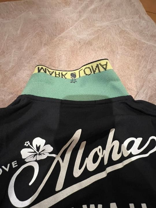 新品・未使用　マークアンドロナ　ハワイ限定　トップス　ポロシャツ　40 Ｌサイズ