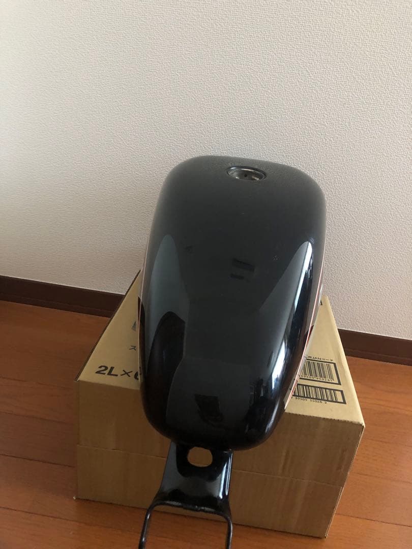 スポーツスター インジェクション用 XL883R タンク ブラック XL1200