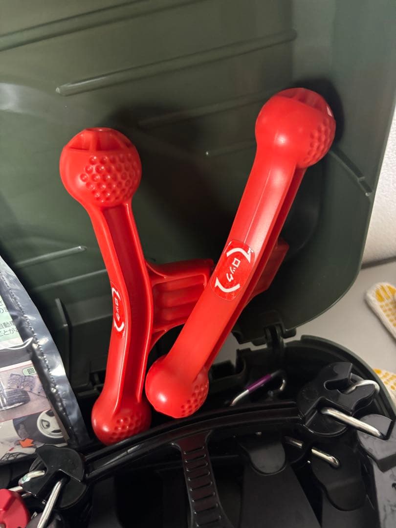 新品未使用　スノーチェーン 送料無料