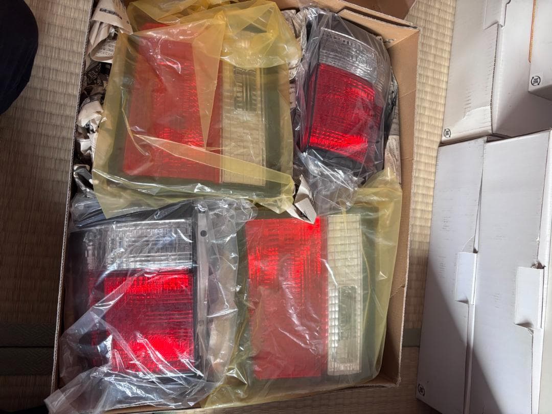 ELGRAND E50系 クリアテールランプ 4個セット