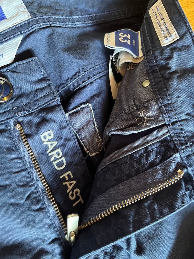 新品未使用/JACOBCOHEN（ヤコブコーエン）33/Bard Fastパンツ