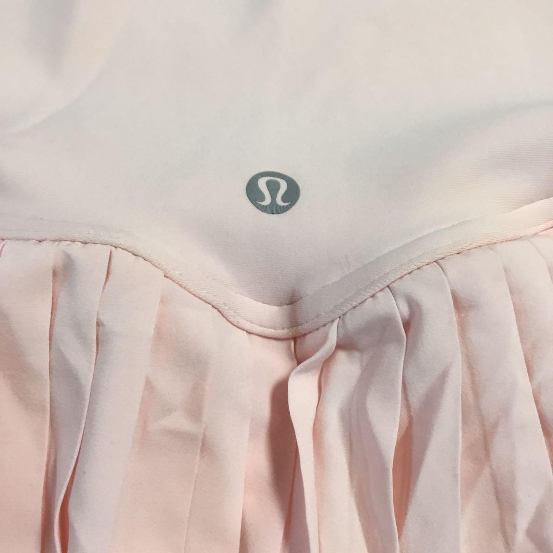 LULULEMON☆ サイズ4 ピンクのプリーツミニスカート