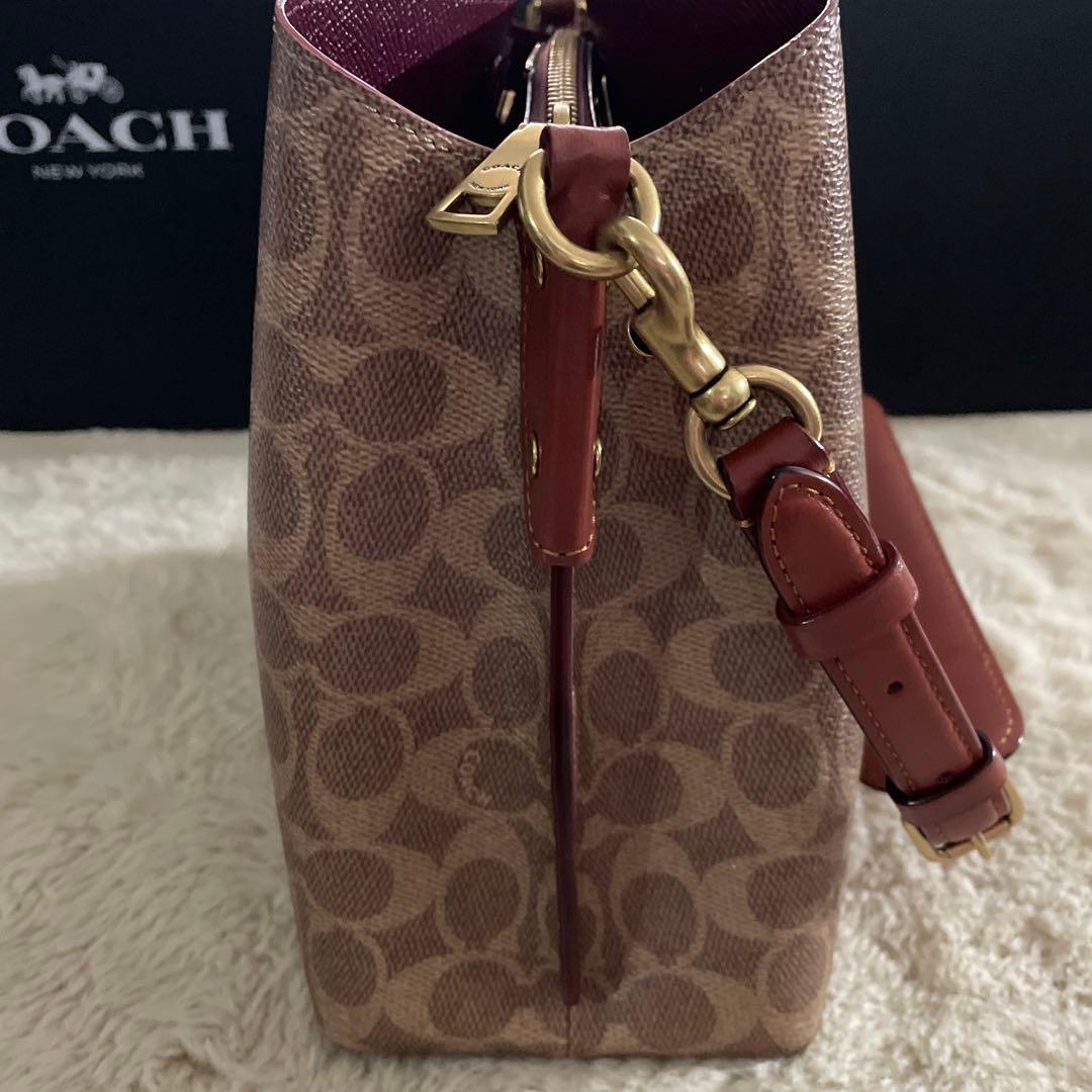 コーチウィロウバケットバッグ　レキシーショルダーバッグ　シグネチャー×レキシー