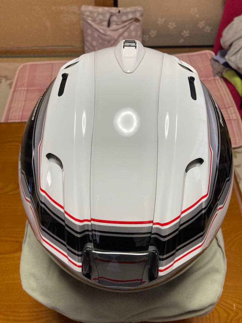 Arai RX-7X レジェンドレプリカマモラ白　57.58CM