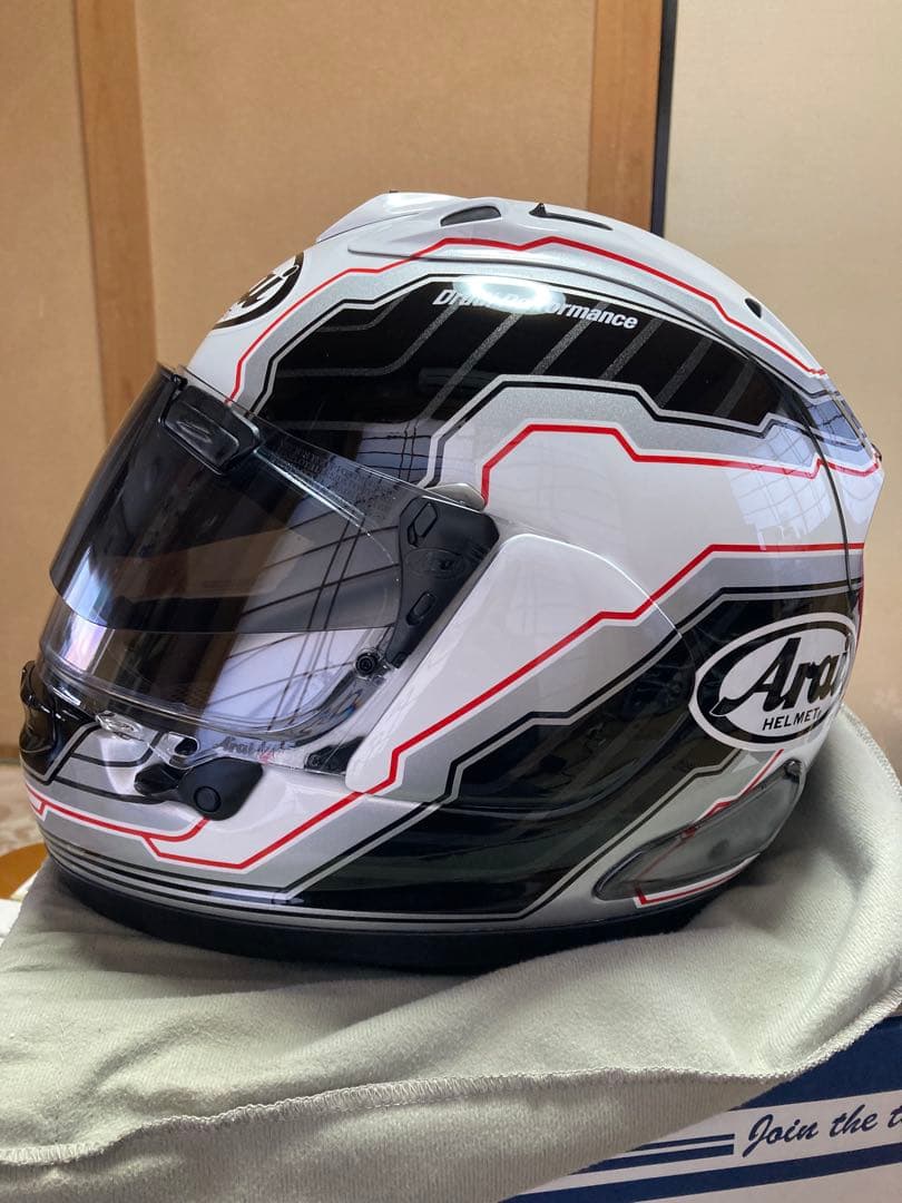 Arai RX-7X レジェンドレプリカマモラ白　57.58CM