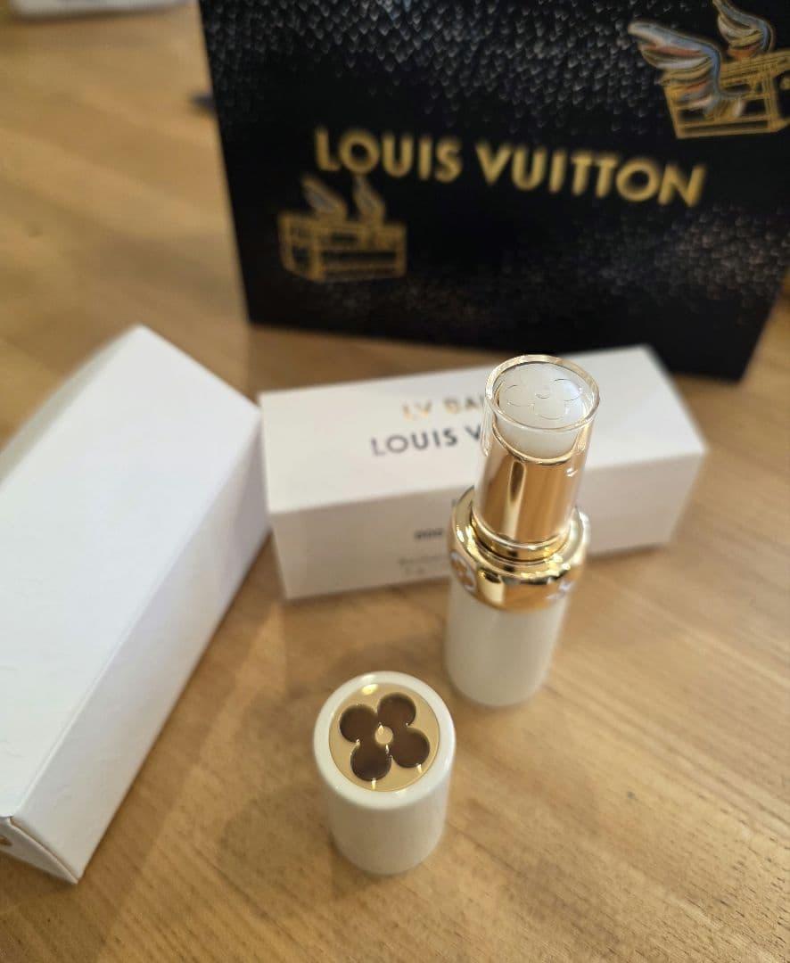 ルイヴィトン　新作　バームリップ　【新品】