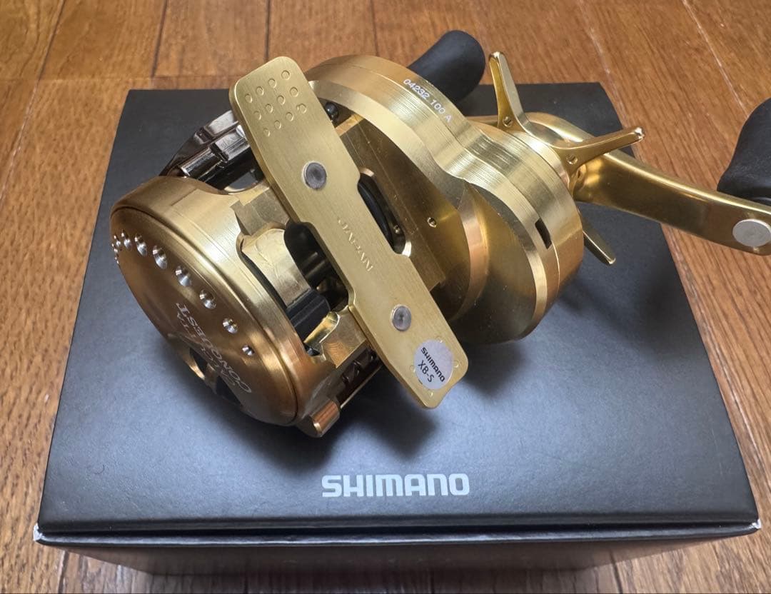 SHIMANO CALCUTTA CONQUEST 100 ベイトリール