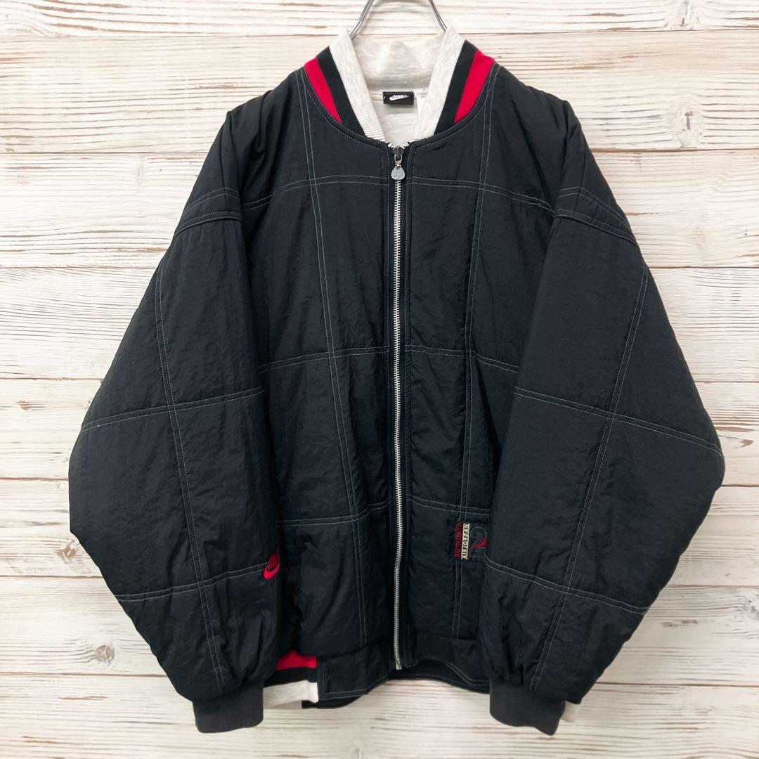 NIKE Jordan スタジャン エンブレム付き 黒　ナイキ　ジョーダン