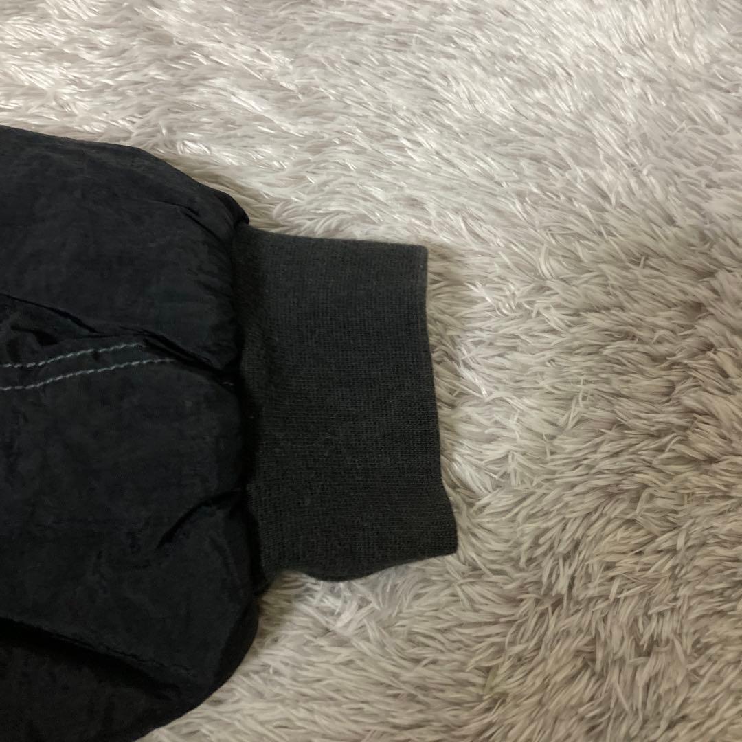 NIKE Jordan スタジャン エンブレム付き 黒　ナイキ　ジョーダン