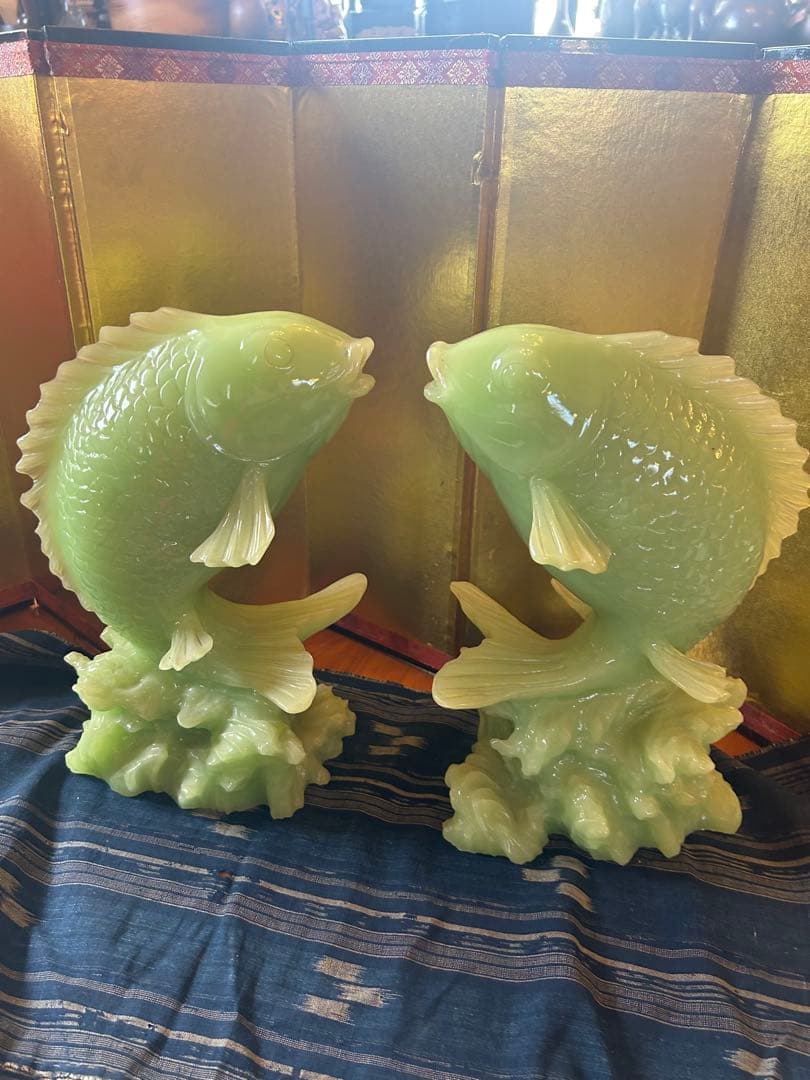 中国美術　古玩　翡翠鯉彫刻 2体セット 縁起物　店じまいSALE好評中