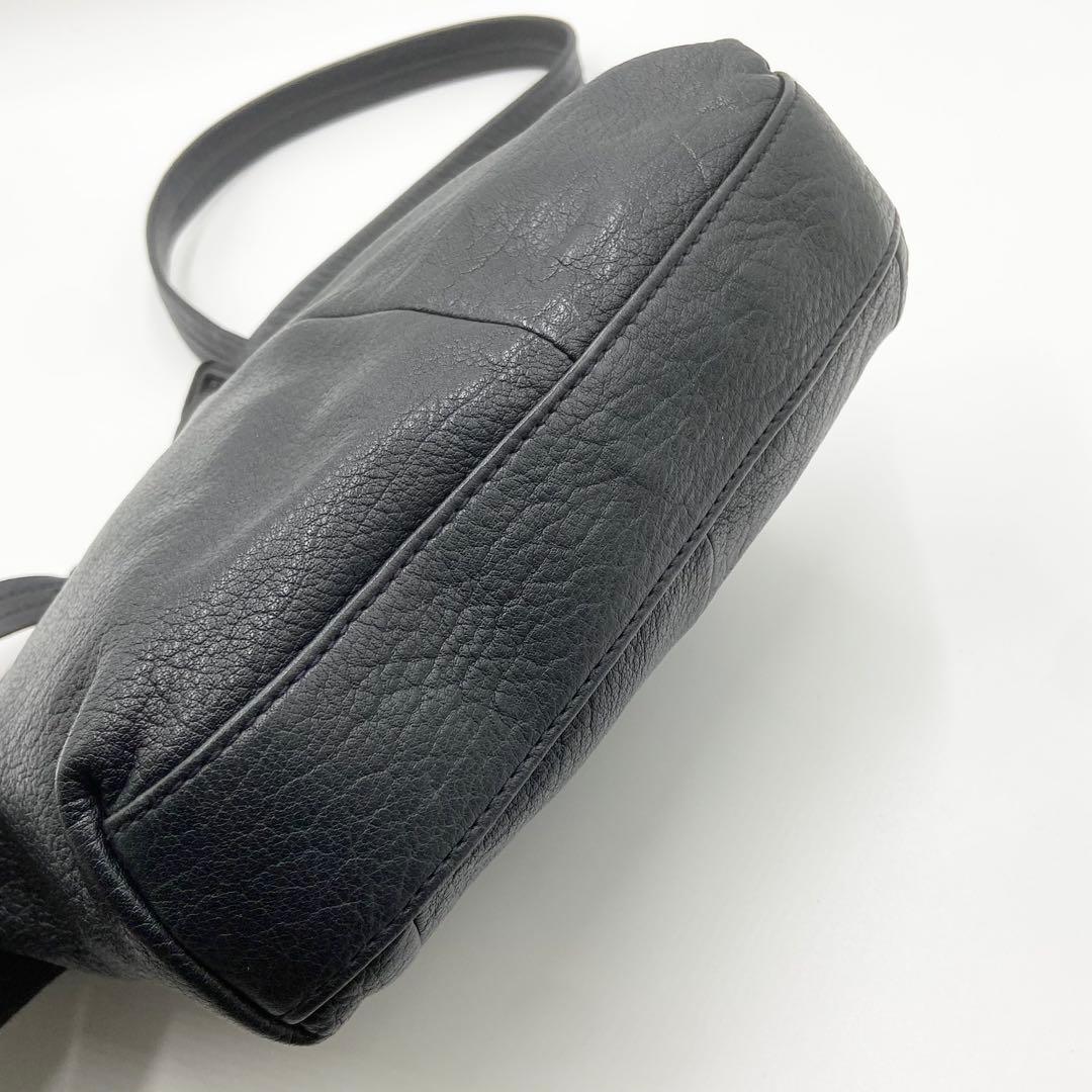 極美品　ゲンテン　タスカ　ショルダーバッグ　ロゴ刻印　レザー　ネイビー