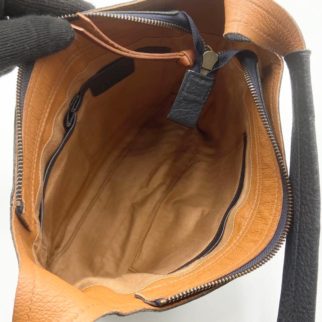 極美品　ゲンテン　タスカ　ショルダーバッグ　ロゴ刻印　レザー　ネイビー