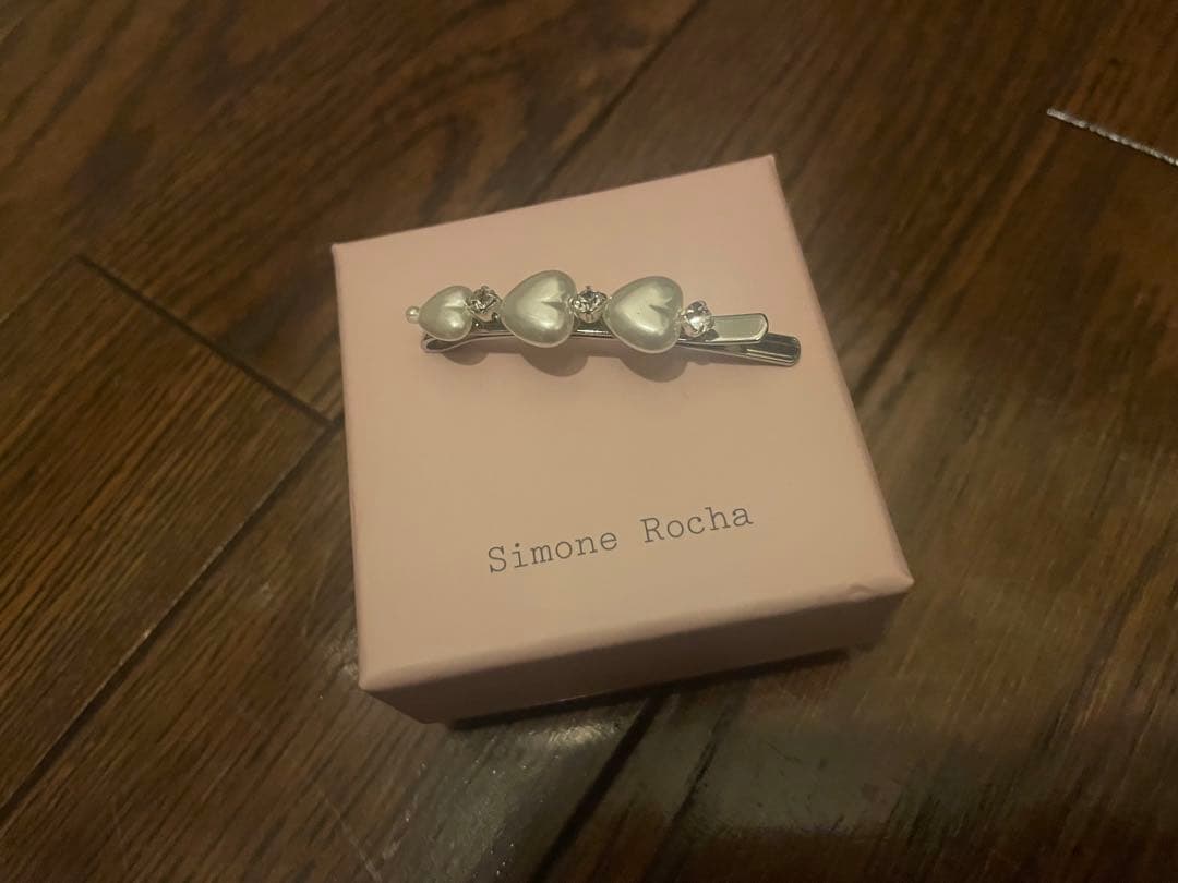 週末セール　simone rocha ハートヘアピン　ヘアクリップ　新品試着のみ