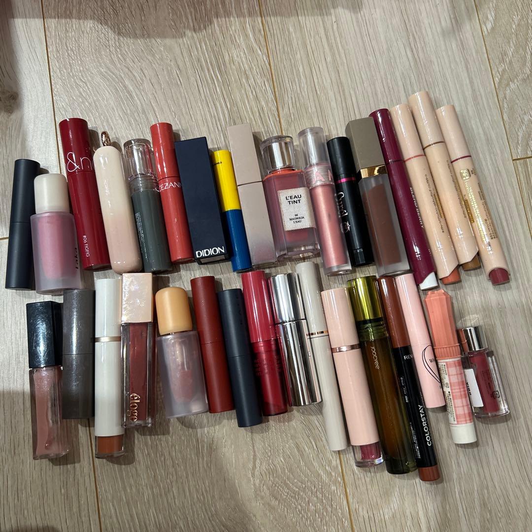 プチプラ、韓国リップまとめ売り　135点