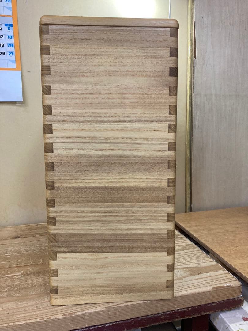 桐の米びつ10kg用　桐子モダン　ほぼ未使用　B