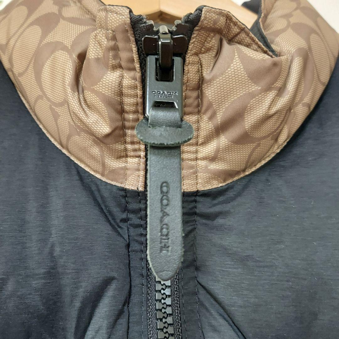 COACH ダウン ベスト 大きめ ベージュ ブラック シグネチャー ブラウン