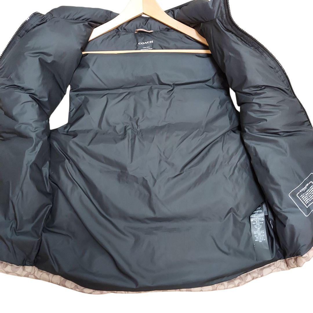 COACH ダウン ベスト 大きめ ベージュ ブラック シグネチャー ブラウン