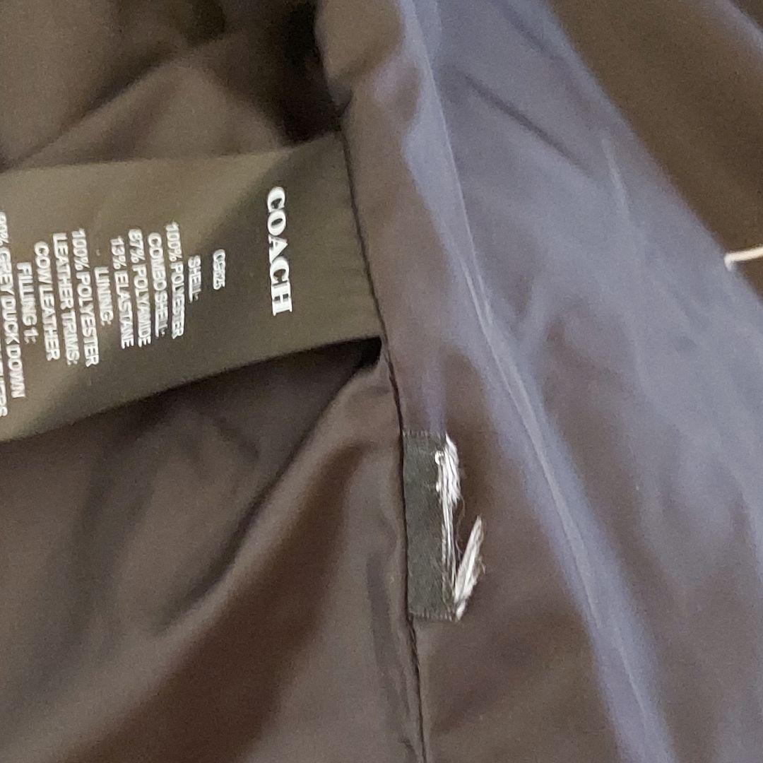 COACH ダウン ベスト 大きめ ベージュ ブラック シグネチャー ブラウン