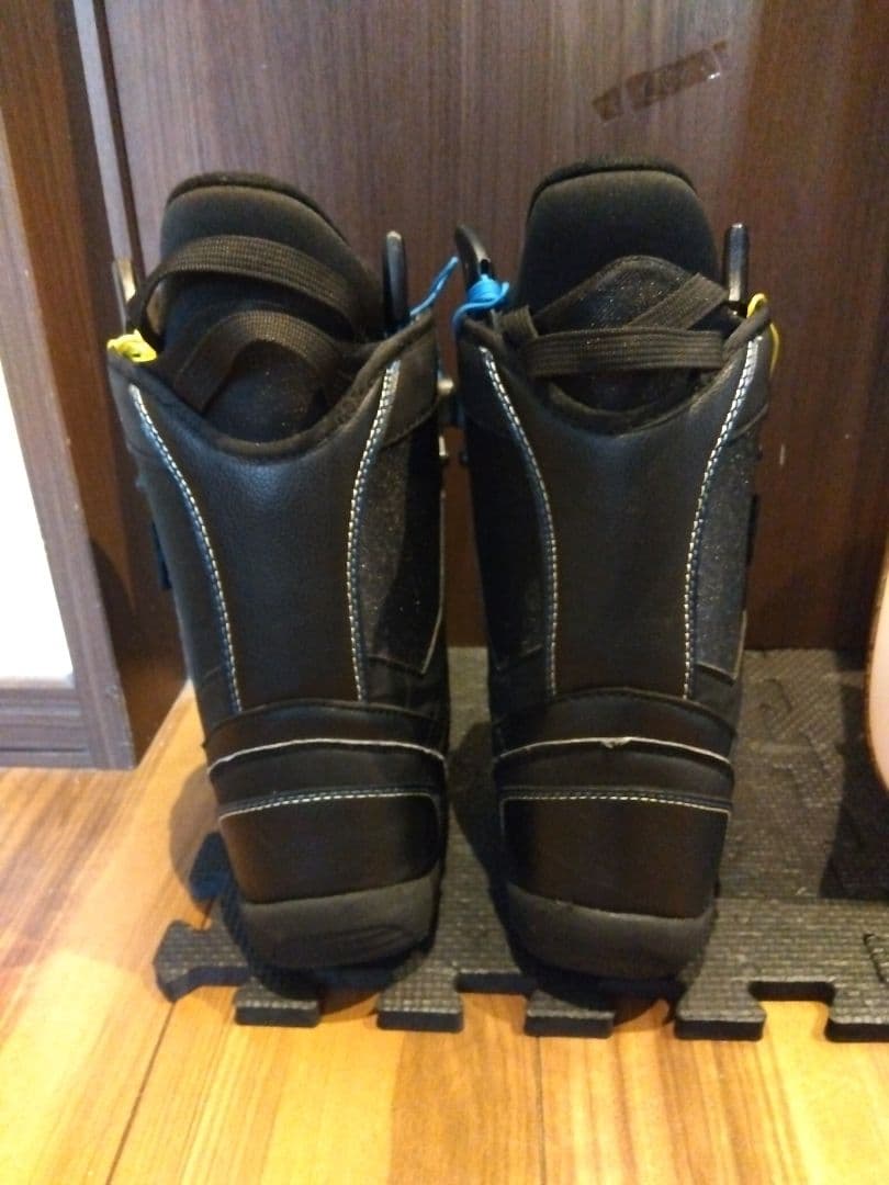 人気モデル‼️3点セット 送料込み SIMMS 147 スノーボードセット！