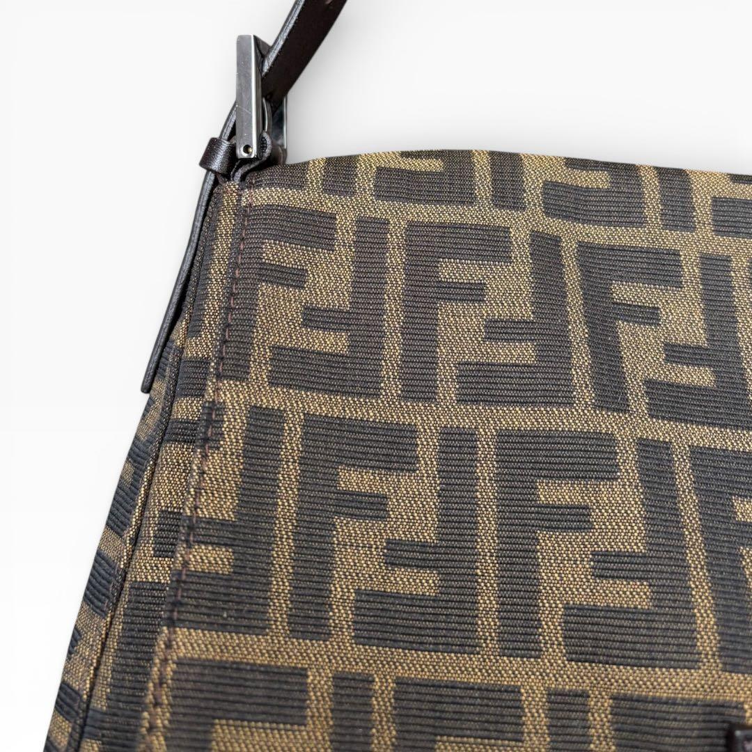 FENDI フェンディ マンマバケット ワンショルダーバッグ ズッカ柄 美品