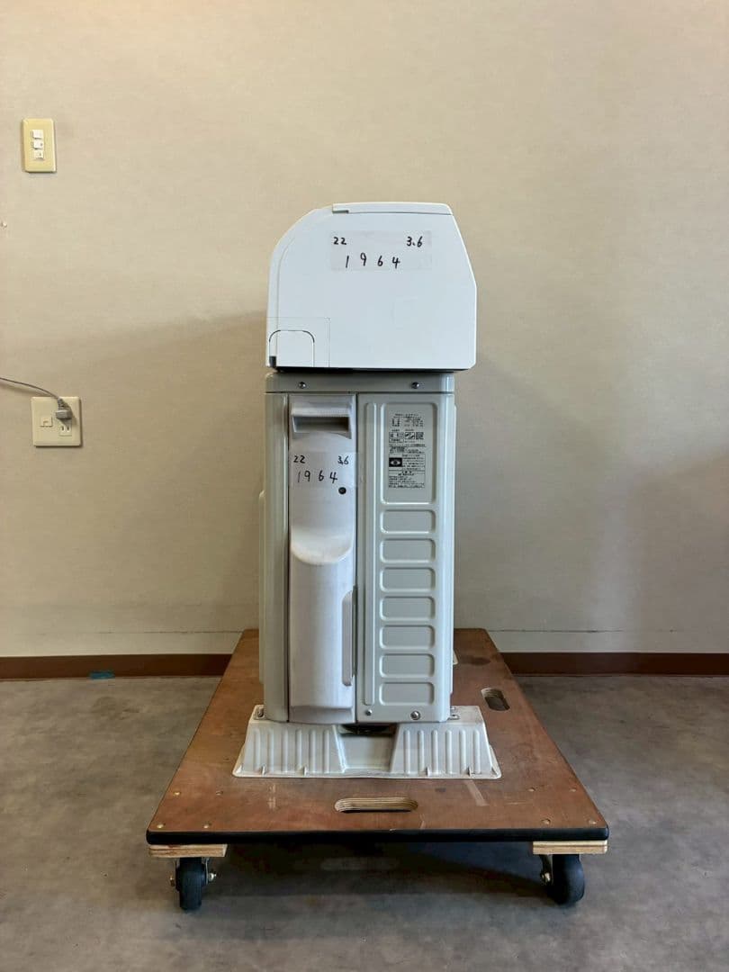 1964 日立【RAS-AJ36M (W)】2022年 12畳 エアコン 中古