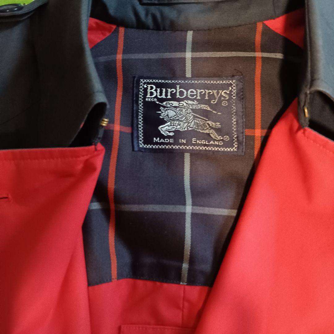 BURBERRYハーフコート