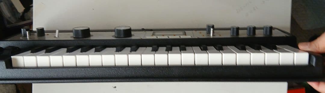 値下げ！美品　KORG microKORG XL シンセサイザー　マイク付