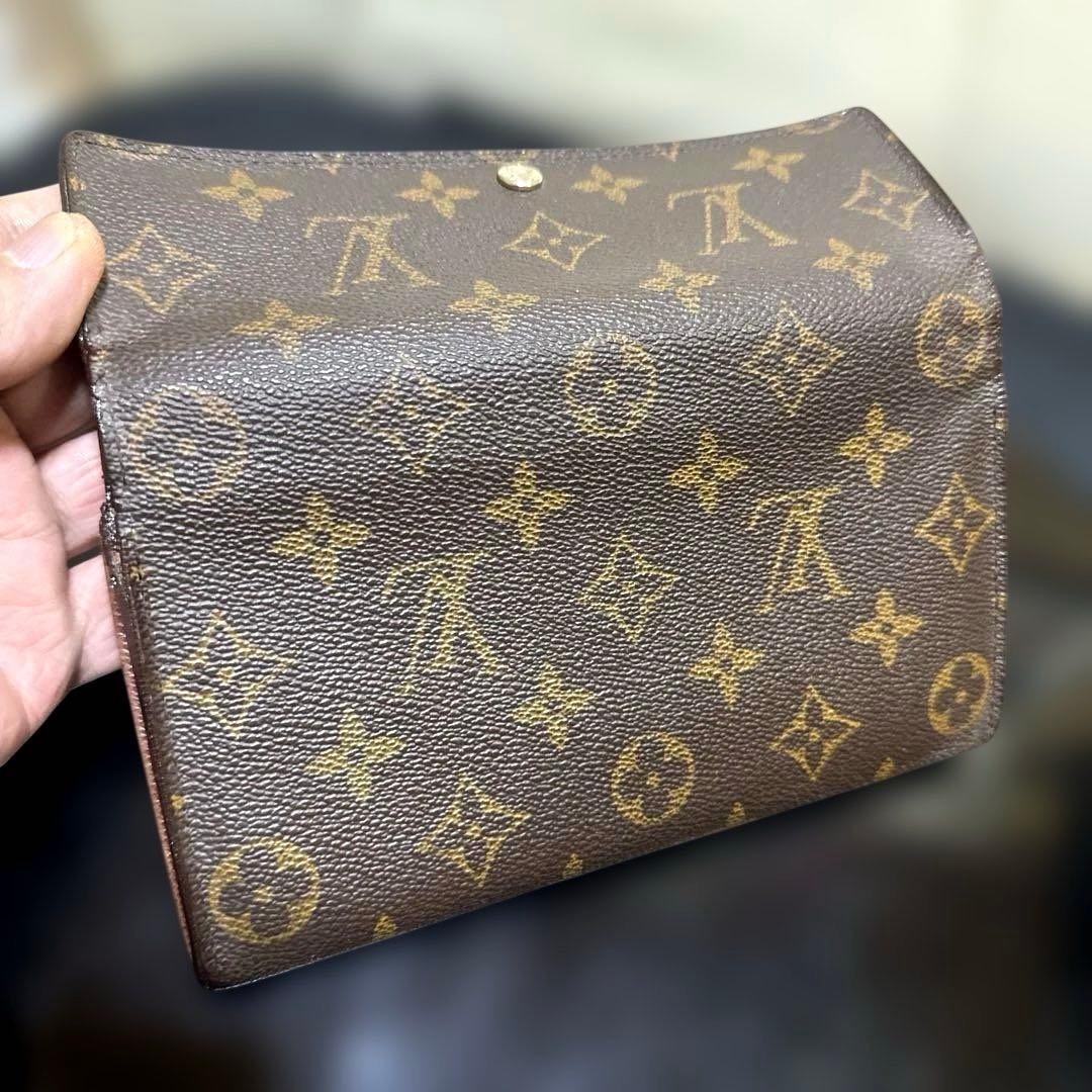 11☆良品♪カード10枚タイプ☆サラ長財布