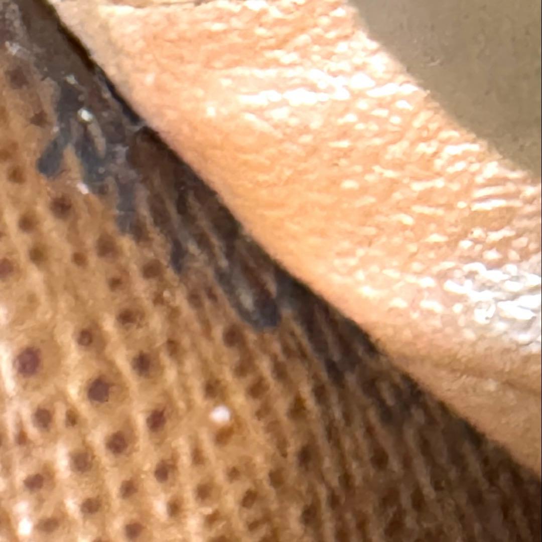 11☆良品♪カード10枚タイプ☆サラ長財布