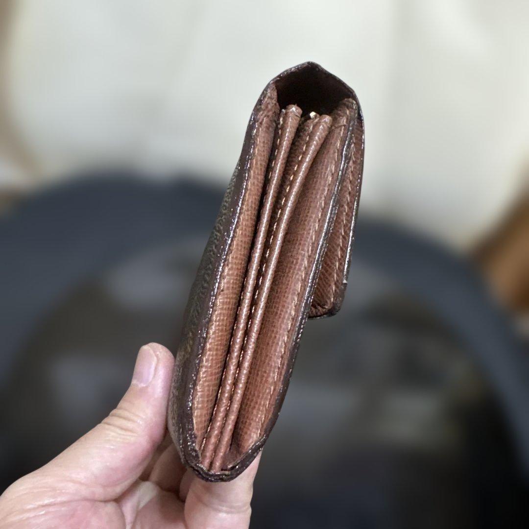 11☆良品♪カード10枚タイプ☆サラ長財布